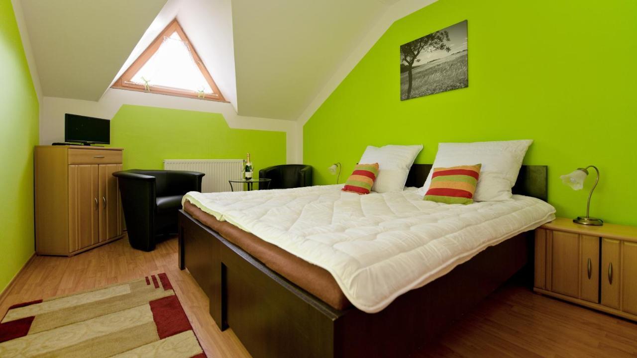 Wellness Penzion Eva Dolni Moravice Экстерьер фото